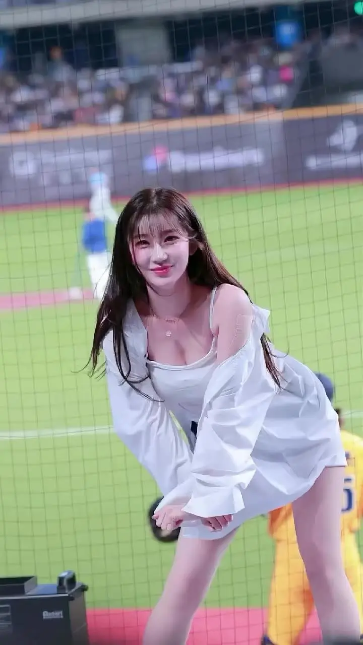  모넜으옹이 요청한 이주은 치어리더 어흐어흐